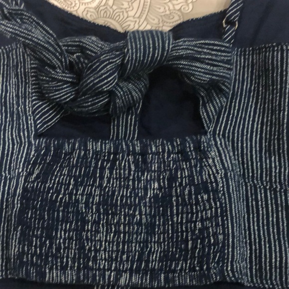 Blue - Picture 4 of 4